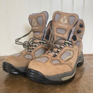 Vasque women's hiking boots Sz 9.5 Narrow